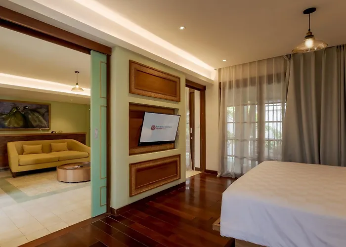 Fourteen Roses Boutique Hotel, Kuta 4*